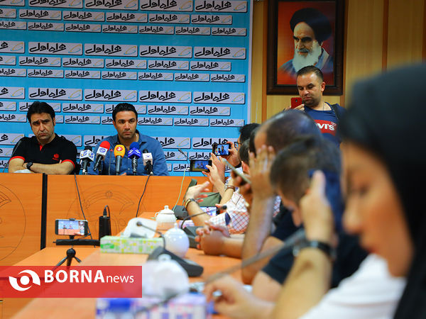 نشست خبری مربیان تیم های پرسپولیس و نساجی