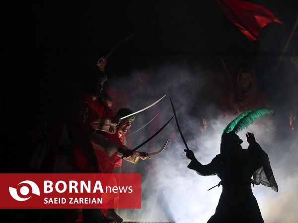 نمایش میدانی «تنهاتر از مسیح»