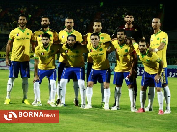 دیدار مرحله یک شانزدهم جام حذفی صنعت نفت آبادان-تراکتورسازی تبریز