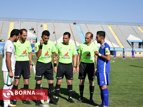 دیدار تیم های آلومینیوم اراک - نیروی زمینی تهران