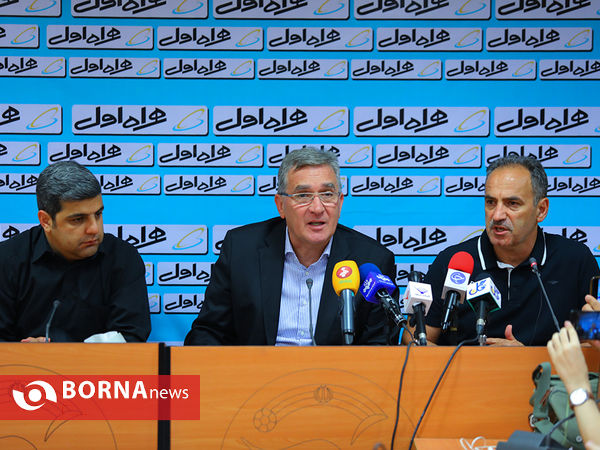 نشست خبری مربیان تیم های پرسپولیس و نساجی