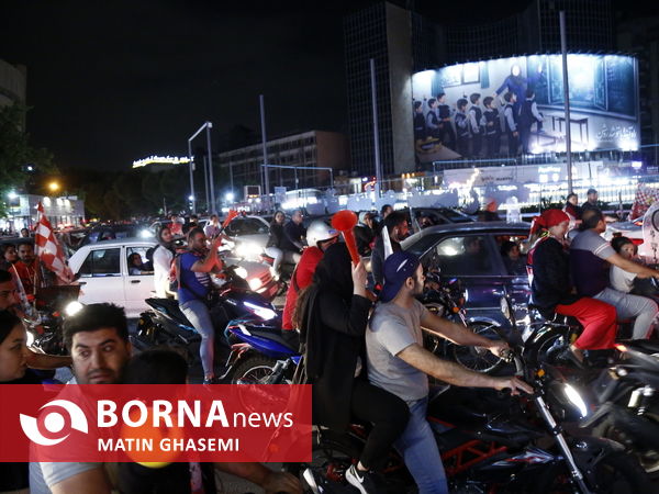 شادی مردم پس قهرمانی تیم پرسپولیس در لیگ برتر