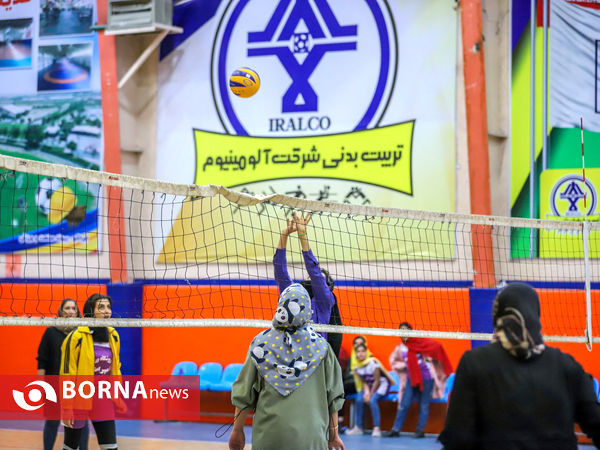 جشنواره کارگری والیبال بانوان استان مرکزی