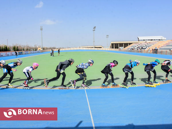 تمرین اسکیت بازان استان مرکزی با حضور جمعی از بازیکنان تیم ملی