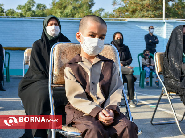 زنگ سال تحصیلی جدید در اراک نواخته شد