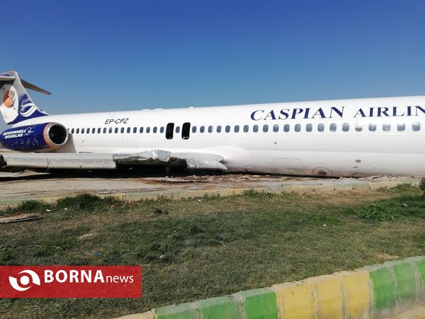 خروج هواپیمای مسافربری از باند فرودگاه ماهشهر