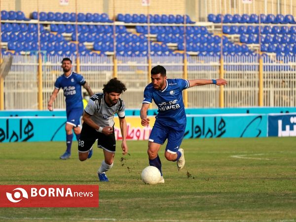 دیدار تیم های نفت مسجدسلیمان - استقلال