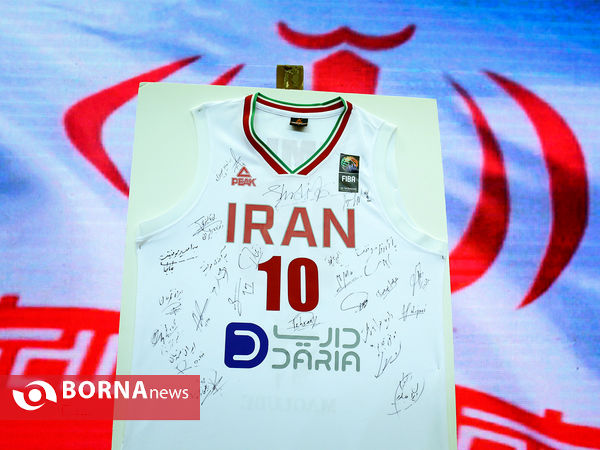 مراسم رونمایی از پیراهن تیم ملی بسکتبال بانوان