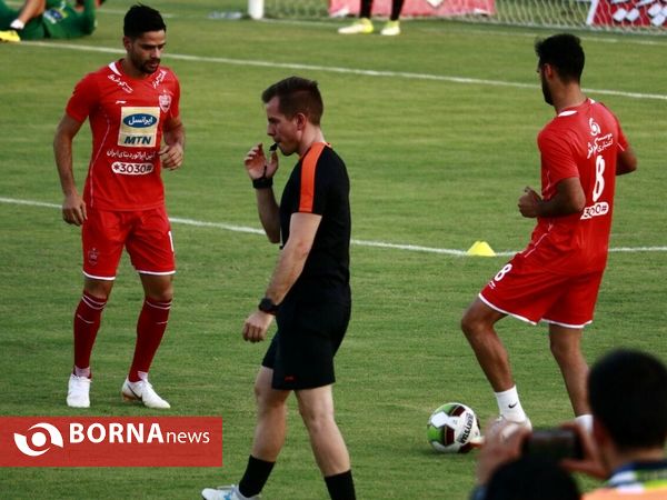 حاشیه دیدار صنعت نفت آبادان و پرسپولیس تهران