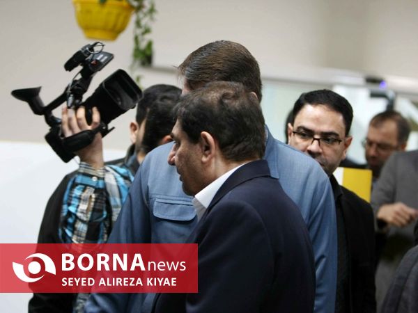 بازدید معاون اول رییس جمهور از صنایع دانش بنیان کسا