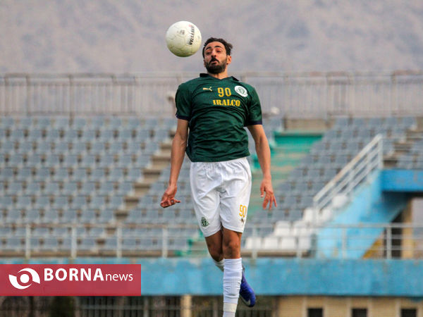 دیدار تیم های فوتبال آلومینیوم اراک -نساجی مازندران