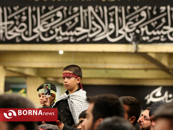 مراسم عزاداری شب عاشورا در حضور رهبر انقلاب