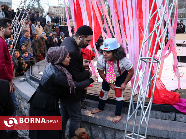 نخستین روز جشنواره تئاتر فجر "زینب پاشا" و "سیرک"