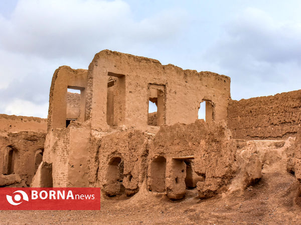 قلعه قنات خمین یا کاروانسرای گلماگرد