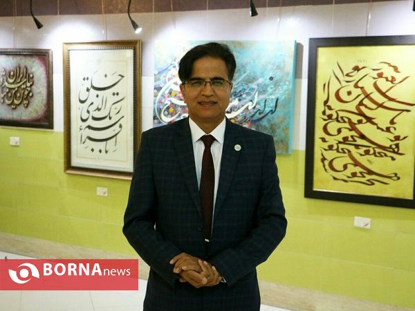 فروش آثار هنری انجمن خوشنویسان ایران به نفع زلزله زدگان غرب کشور