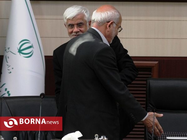 نشست مجمع نمایندگان تهران با استاندار