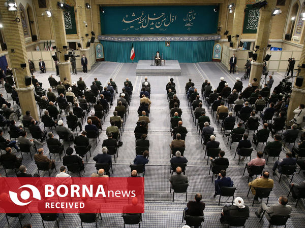 دیدار دست‌اندرکاران برگزاری کنگره شهدای استان قم با مقام معظم رهبری