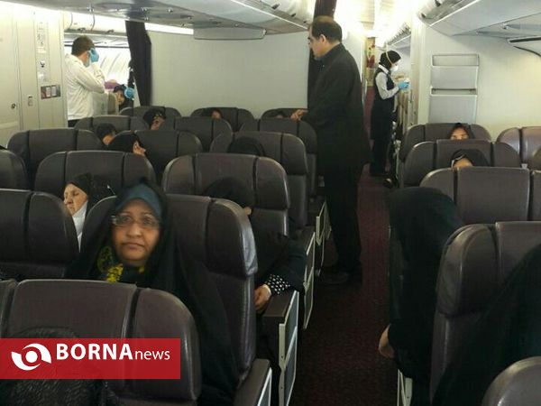 وزیر بهداشت در هواپیما