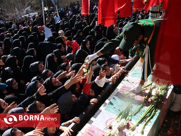 تشییع 94 شهید گمنام کاروان شاهدان بصیر در فسا،سروستان،خرامه