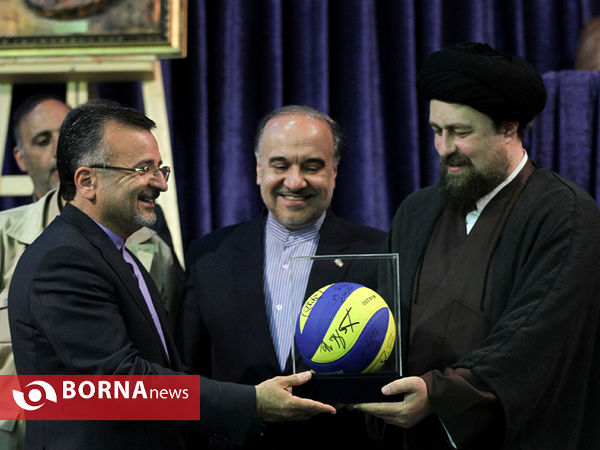 دیدار ورزشکاران و جوانان با " سید حسن خمینی "