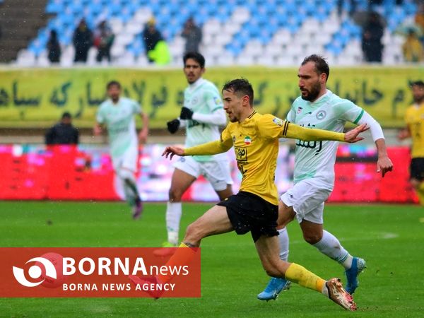 دیدار تیم های ذوب آهن - سپاهان 