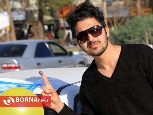 حواشی انتخابات مجلس شورای اسلامی و خبرگان رهبری - از تو به یک اشاره