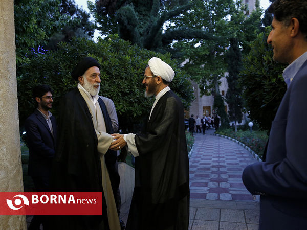 ضیافت افطاری حجت الاسلام والمسلمین احمد مازنی