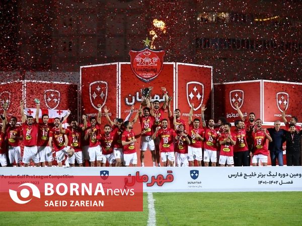 دیدار تیم های نساجی قائمشهر-پرسپولیس تهران