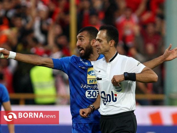 دربی ۸۵،پرسپولیس ۰۱-استقلال ۰