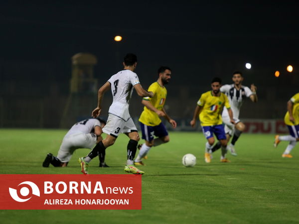 دیدار تیم های فوتبال صنعت نفت - نفت مسجدسلیمان