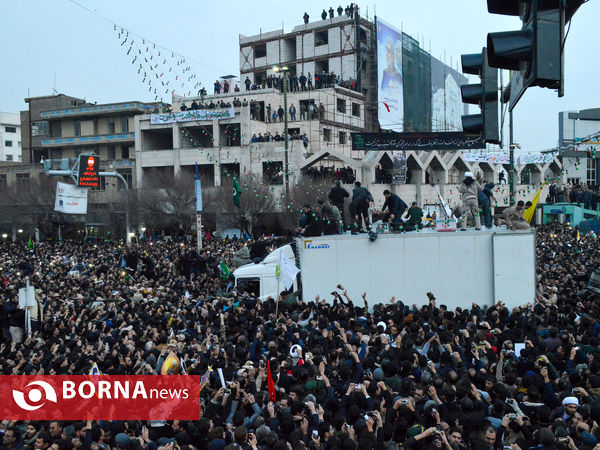 وداع تاریخی مشهدی ها با سردار صلح و امنیت