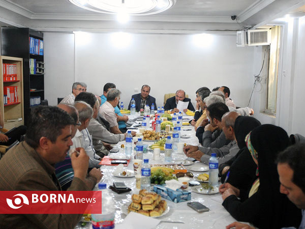 بازدید فرماندار قدس از کارخانه مهیار سنگ شکن