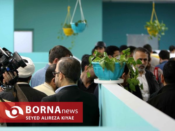 بازدید معاون اول رییس جمهور از صنایع دانش بنیان کسا