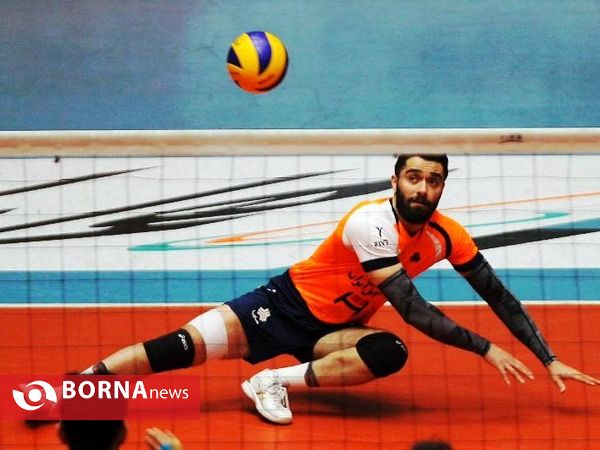 ديدار تیمهای والیبال سايپا- صالحين ورامين