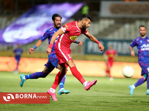 دیدار تیم های فوتبال پرسپولیس - هوادار