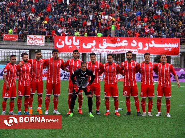 دیدار تیم های فوتبال سپیدرود رشت- پارس جنوبی جم
