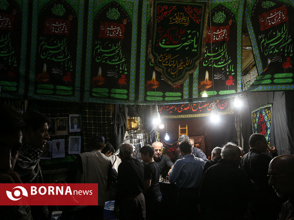 مراسم عزاداری روز عاشورای حسینی(ع) در بازار تهران