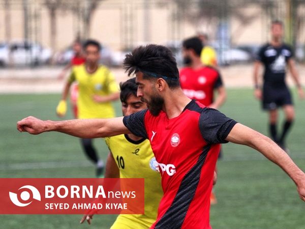 دیدار تیم‌های فوتبال سپیدرود رشت _ اترک بجنورد