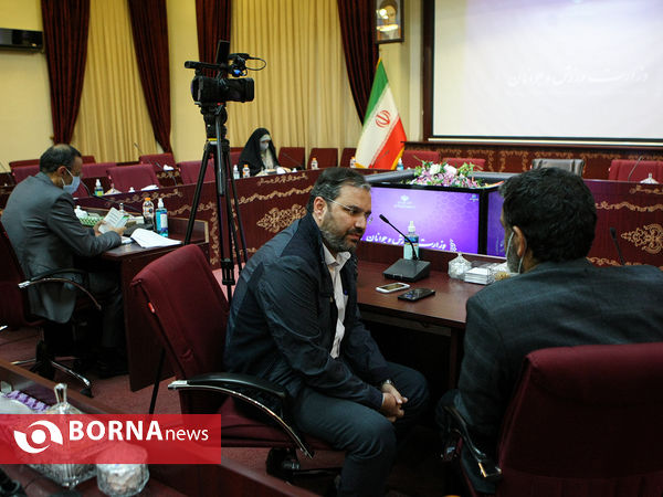 نشست هیئت اندیشه ورز با حضور وزیر ورزش و جوانان