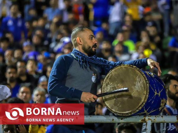 در حاشیه دیدار تیم های فوتبال آلومینیوم - استقلال