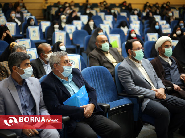 نشست ادبی «واژگان سرخ» در شیراز