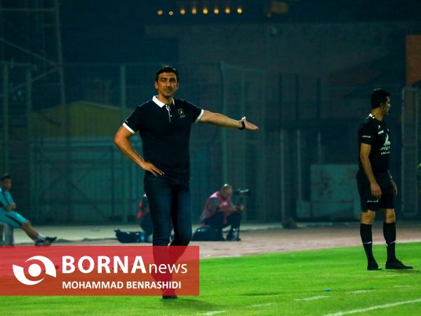 دیدار تیم های فوتبال صنعت نفت - آلومینیوم