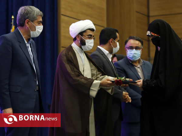 جشن هفته جوان و تقدیر از جوانان برتر استان فارس