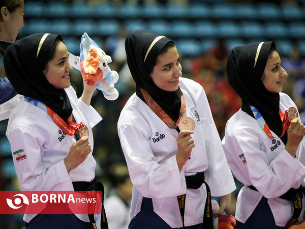مراسم اهدای مدال مسابقات پومسه تیمی دانشجویان جهان