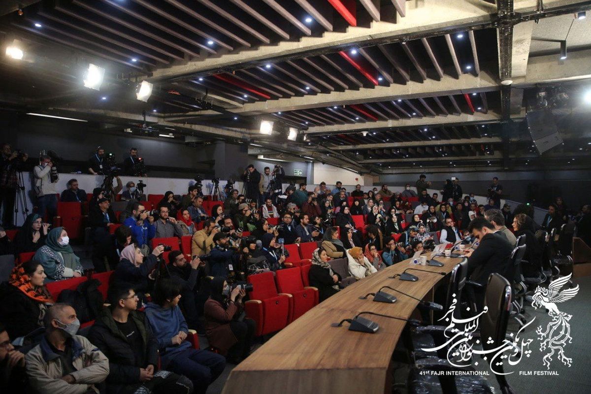 نشست مطبوعاتیِ فیلم سینمایی «آه سرد»  در کاخ رسانه برگزار شد.