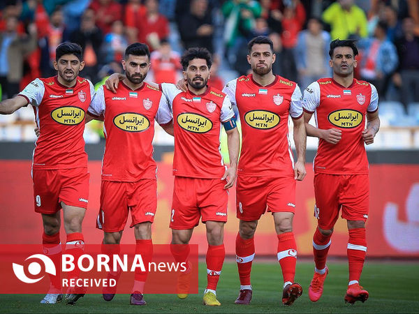 دیدار تیم های فوتبال پرسپولیس - نفت مسجدسلیمان