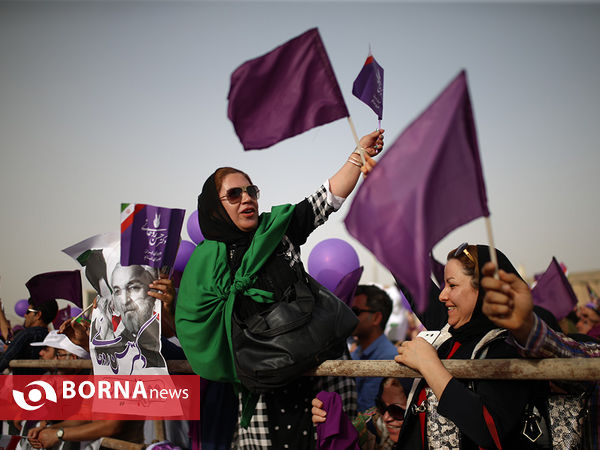 دکتر روحانی در جمع مردم اهواز
