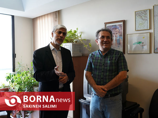  بازدید کیومرث هاشمی از ساختمان شماره ۲ وزارت ورزش و جوانان 