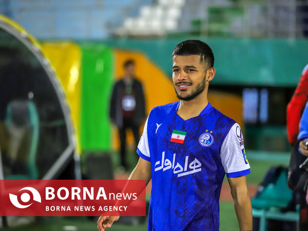 در حاشیه دیدار تیم های فوتبال آلومینیوم - استقلال