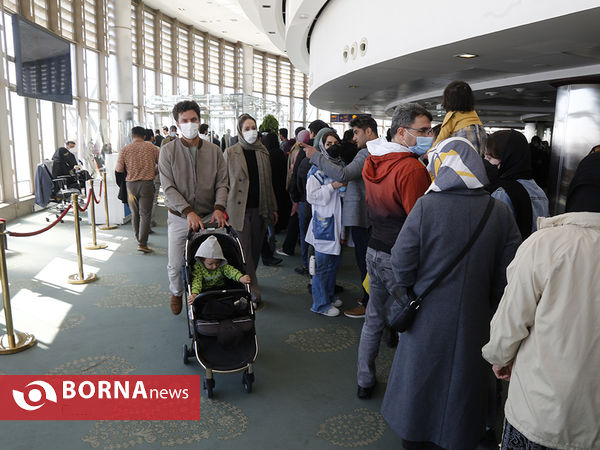 بازدید نوروزی مسافرین از برج میلاد